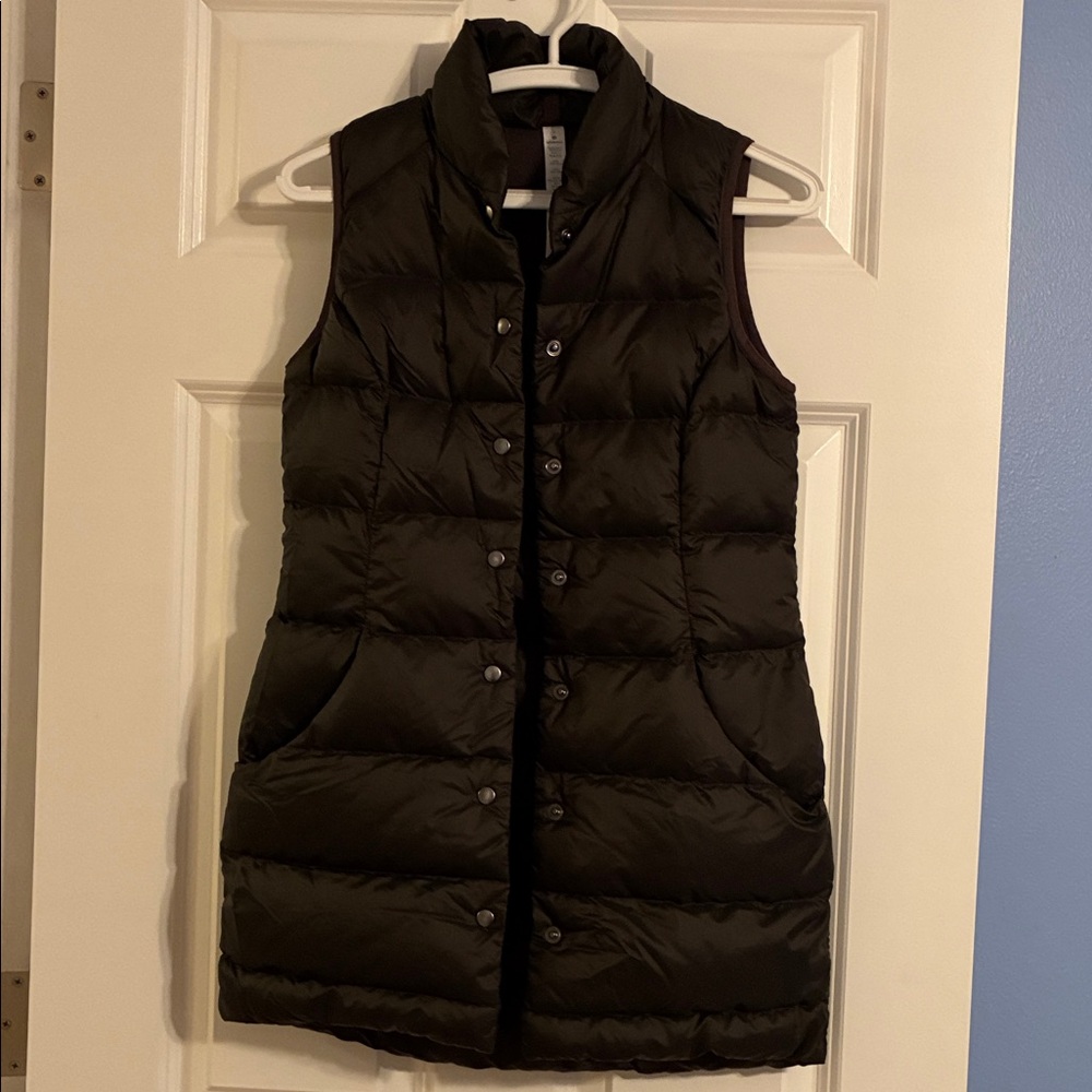 Lululemon athletica All Days Dark Olive Puffer vest